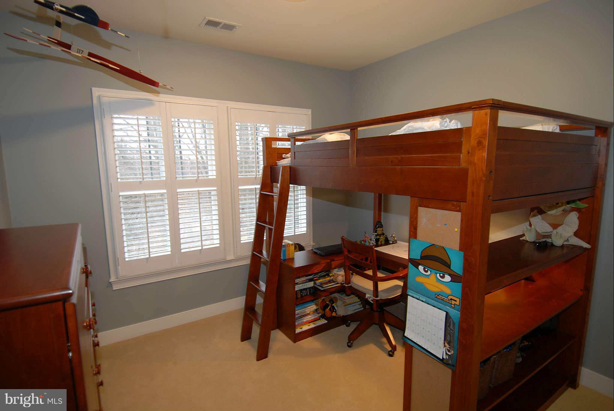 7319 Gordons Road Falls Church, VA 22043 - Photo 20 of 30 his bunk bed