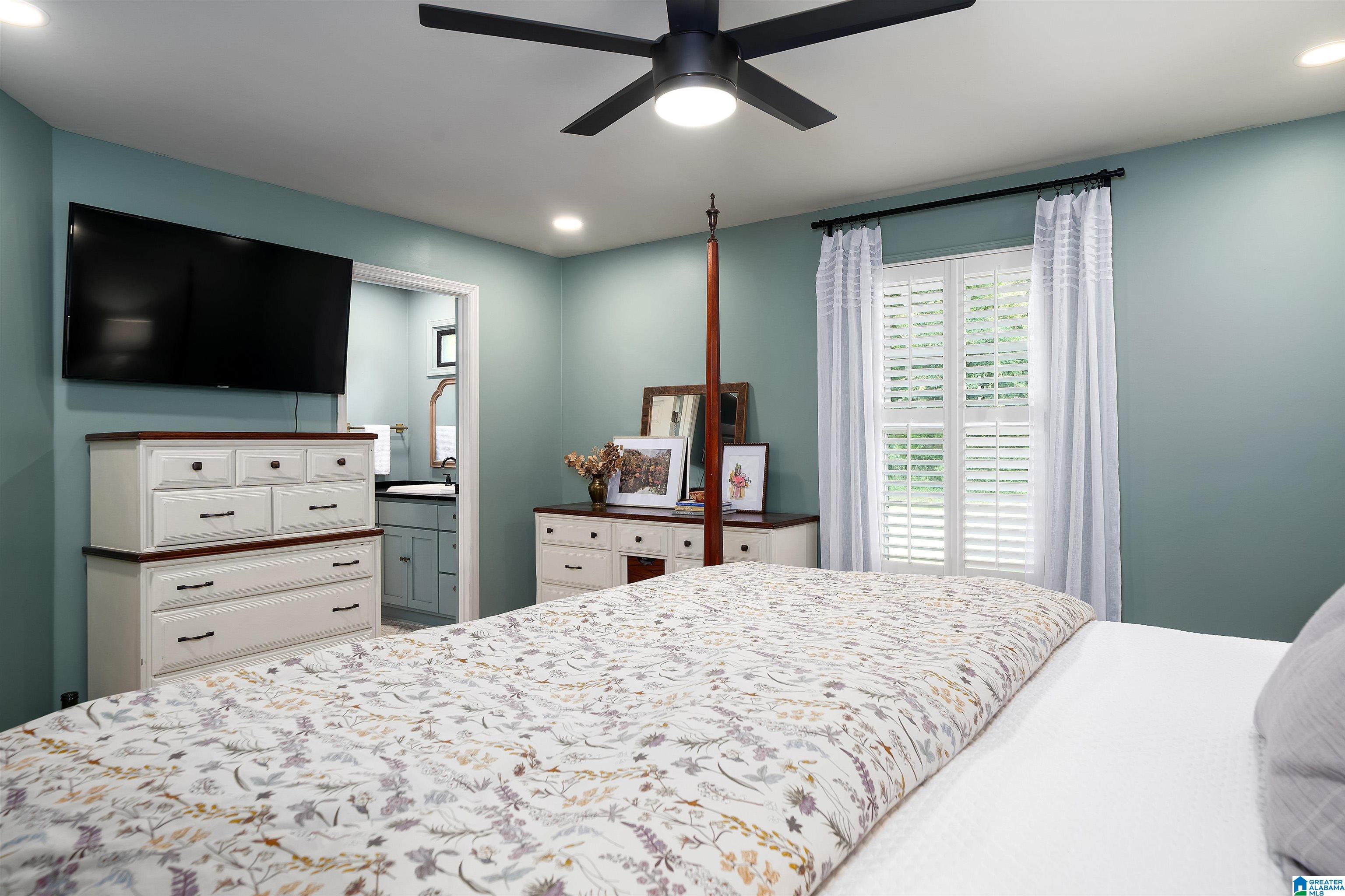 1540 Holly Road Hoover, AL 35226 - Photo 24 of 32