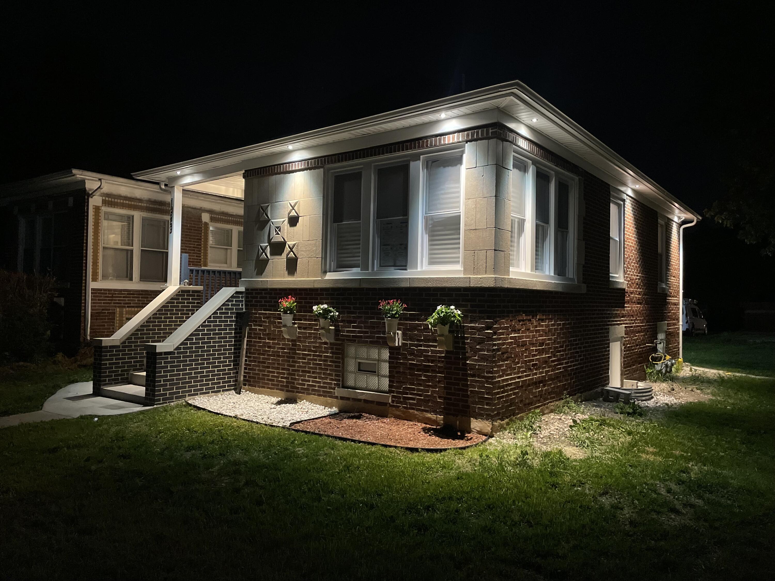 1323 Johnson Street Gary, IN 46407 - Photo 28 of 29 3000x2250