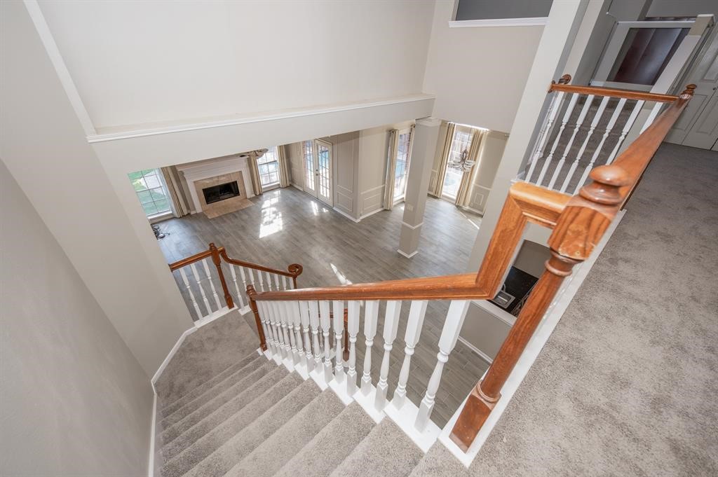 11527 Earley Forest Lane Houston, TX 77043 - Photo 21 of 32 Softly carpeted steps