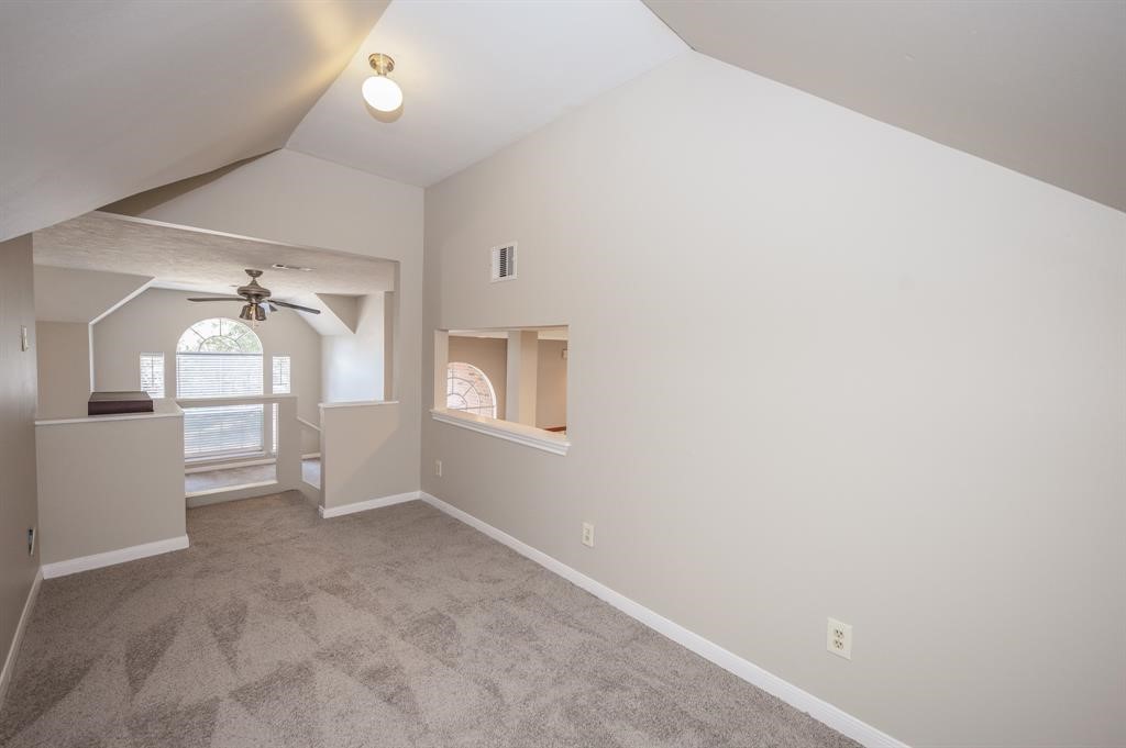 11527 Earley Forest Lane Houston, TX 77043 - Photo 26 of 32 Loft perfect for office or media area