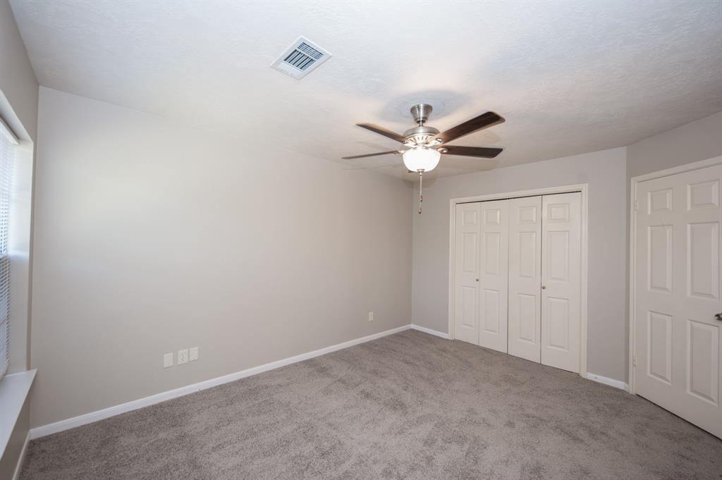 11527 Earley Forest Lane Houston, TX 77043 - Photo 28 of 32 Bedroom 4