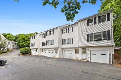 $575,000 | 1 Traverse Street, Unit E, Wakefield, MA 01880