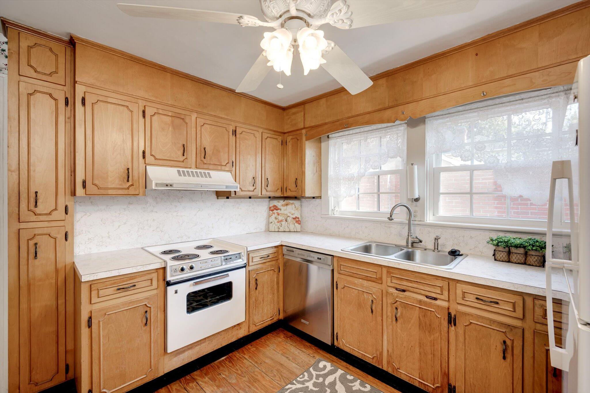 927 Hayne Avenue Southwest Aiken, SC 29801 - Photo 21 of 72 24-018-