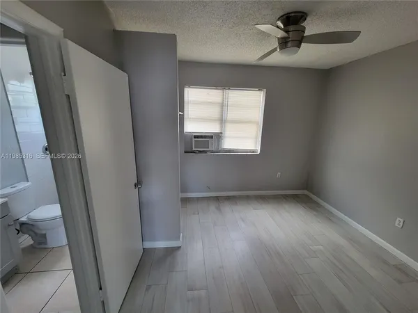 $1,300 | 1720 Northwest 1st Place, Unit 8, Miami, FL 33136