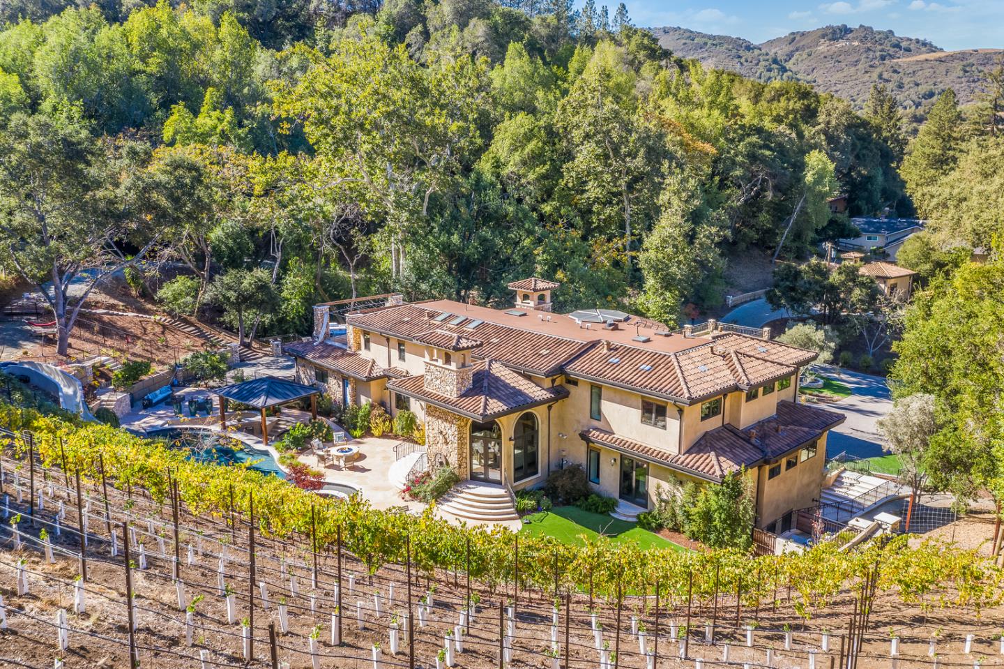 13740 Pierce Road Saratoga, CA 95070 - Photo 12 of 100