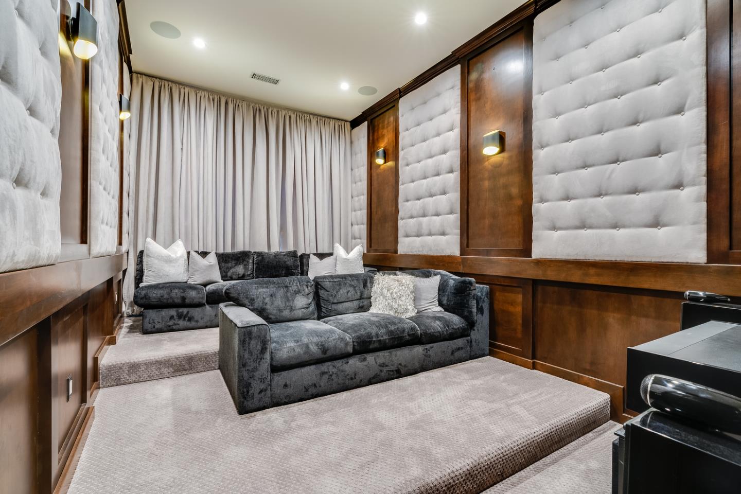 13740 Pierce Road Saratoga, CA 95070 - Photo 19 of 100