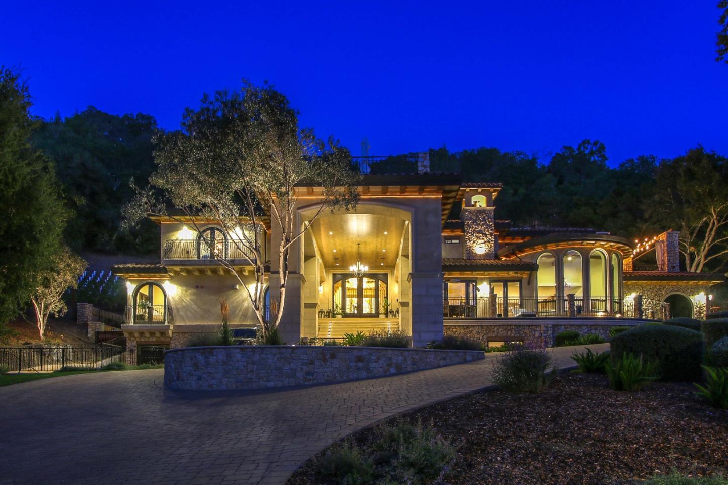 13740 Pierce Road Saratoga, CA 95070 - Photo 77 of 100 a view of a building with a yard