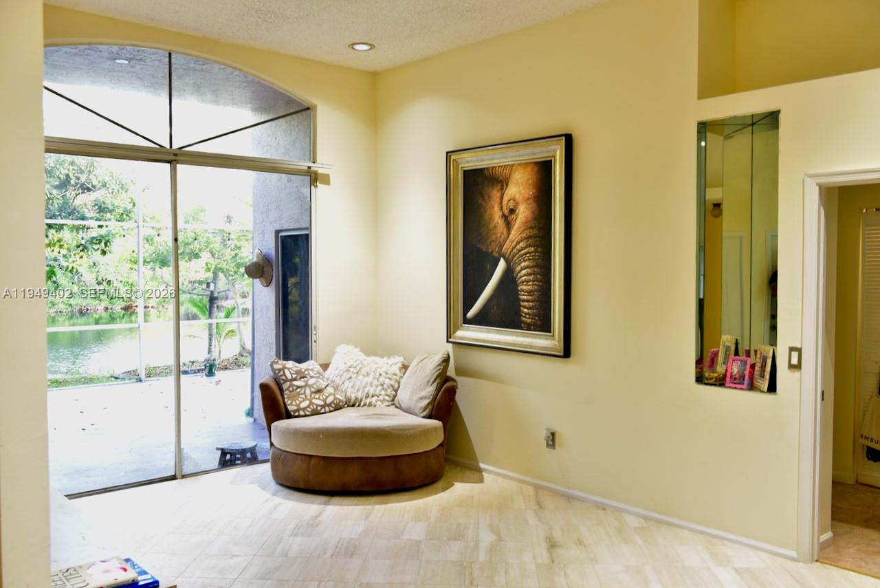 131 Southwest 178th Way Pembroke Pines, FL 33029 - Photo 9 of 32