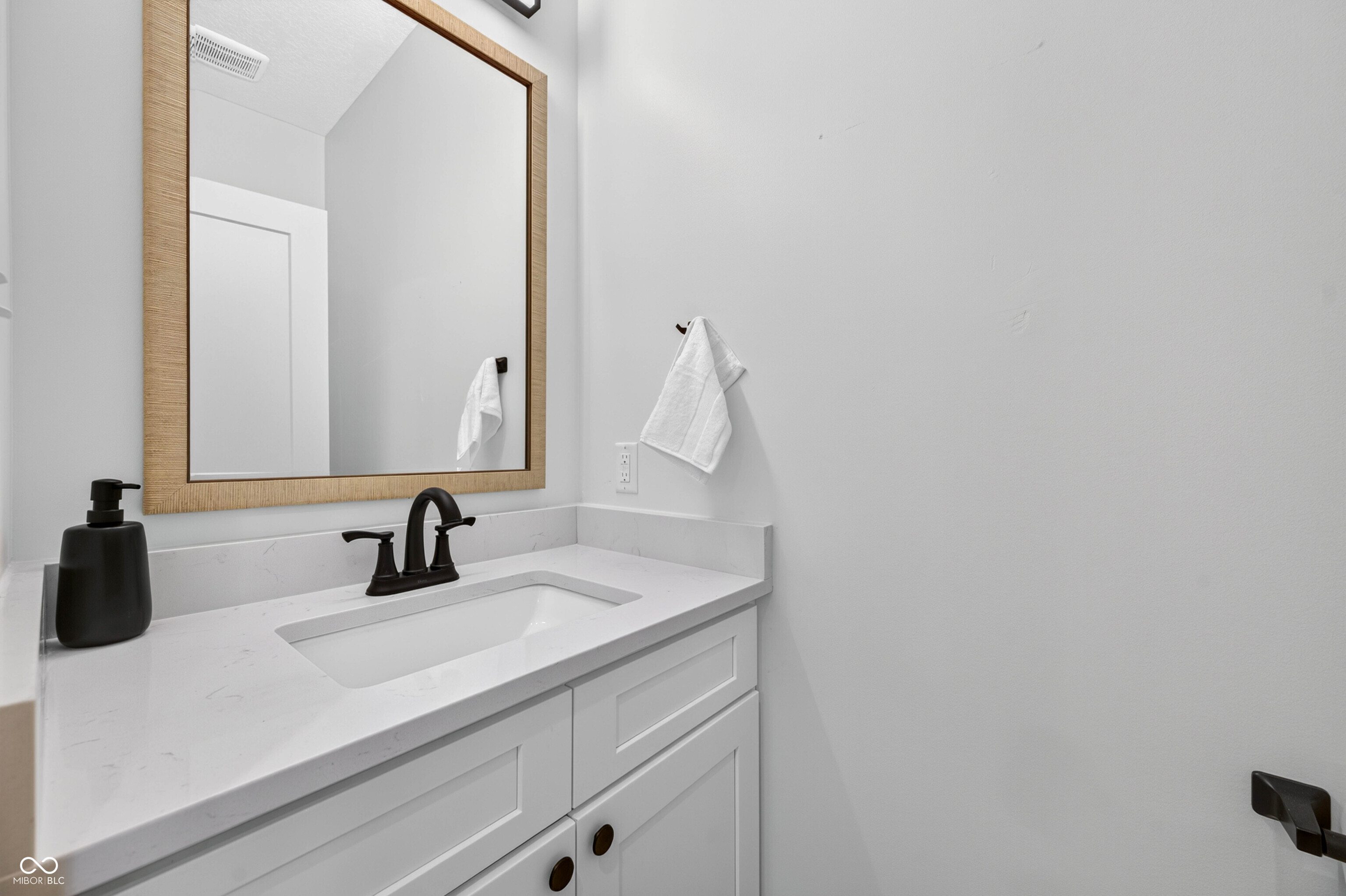 41 South Beatty Street Columbus, IN 47201 - Photo 27 of 69