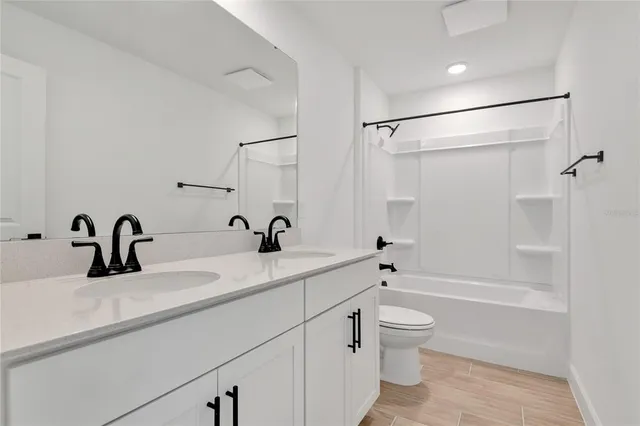 $591,664 | 813 Silver Ridge Lane, Mount Dora, FL 32757