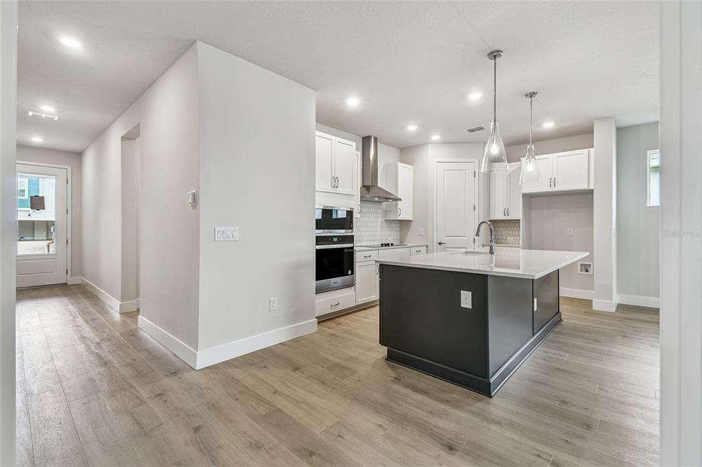 11735 Full Moon Loop Parrish, FL 34219 - Photo 4 of 40