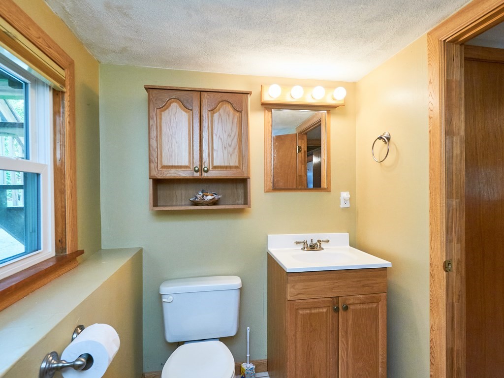 26 Fern Road Braintree, MA 02184 - Photo 27 of 30 Gallery Image 27