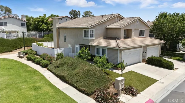 $618,999 | 19121 Broken Bow Drive, Riverside, CA 92508