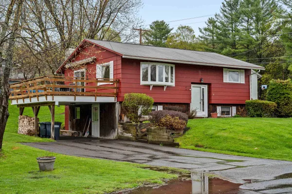 $319,500 | 11 Ledge Drive, Barre Town, VT 05641