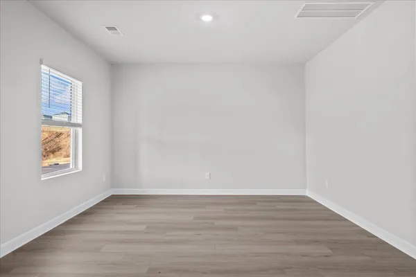 $326,900 | 1564 Erindale Drive, Wellford, SC 29385