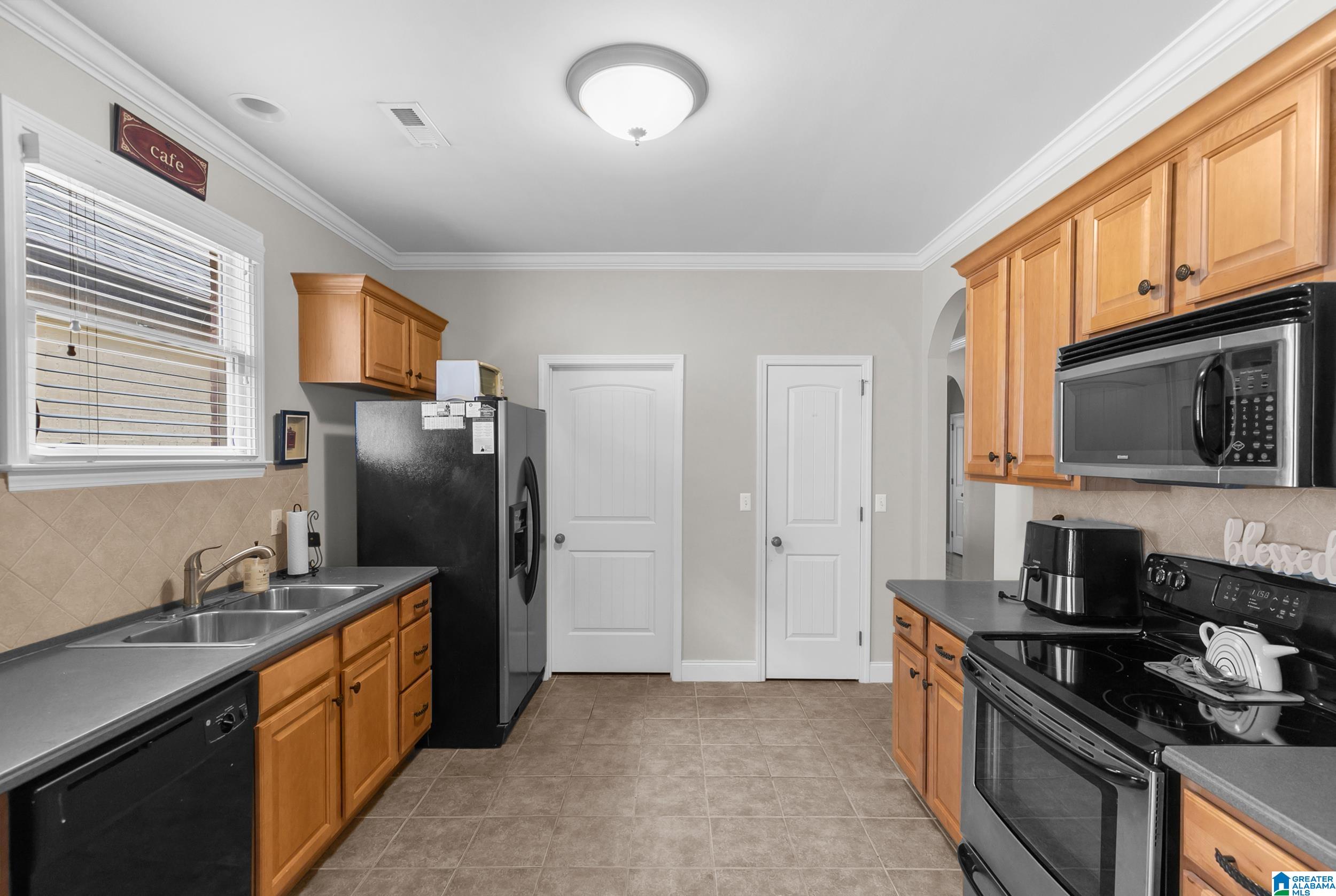 5676 Park Side Road Birmingham, AL 35244 - Photo 9 of 27