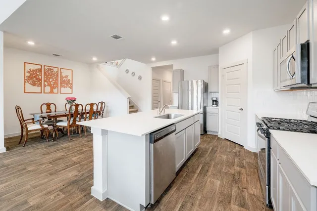 $400,000 | 228 Lavaca River Lane, Hutto, TX 78634