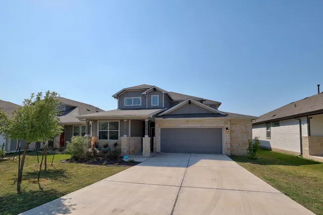 $400,000 | 228 Lavaca River Lane, Hutto, TX 78634