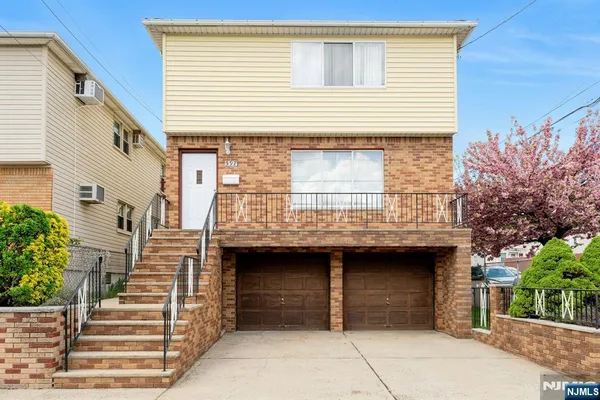 $859,000 | 397 Davis Avenue, Kearny, NJ 07032