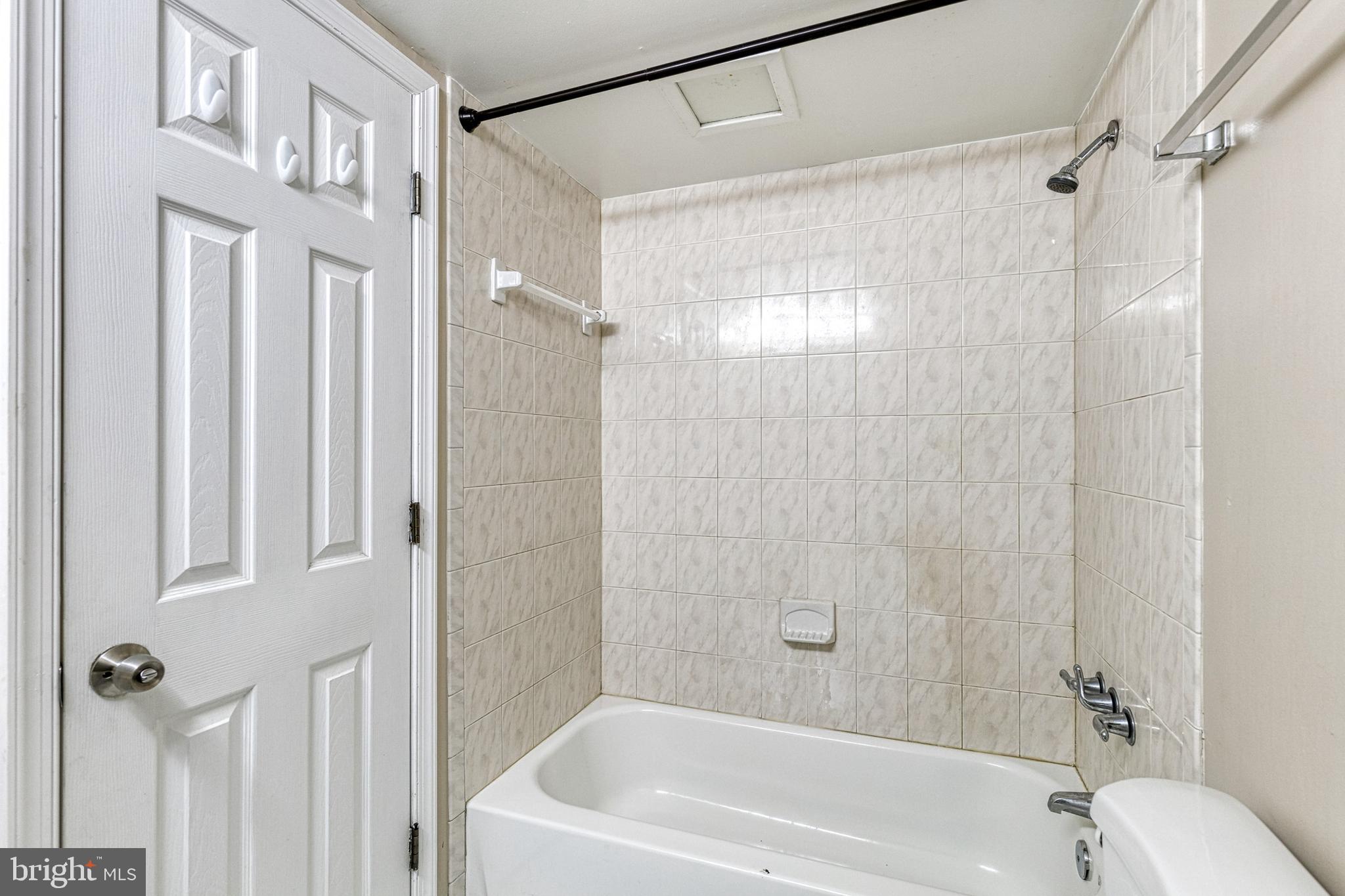 9627 White Acre Road, Unit A3 Columbia, MD 21045 - Photo 21 of 24