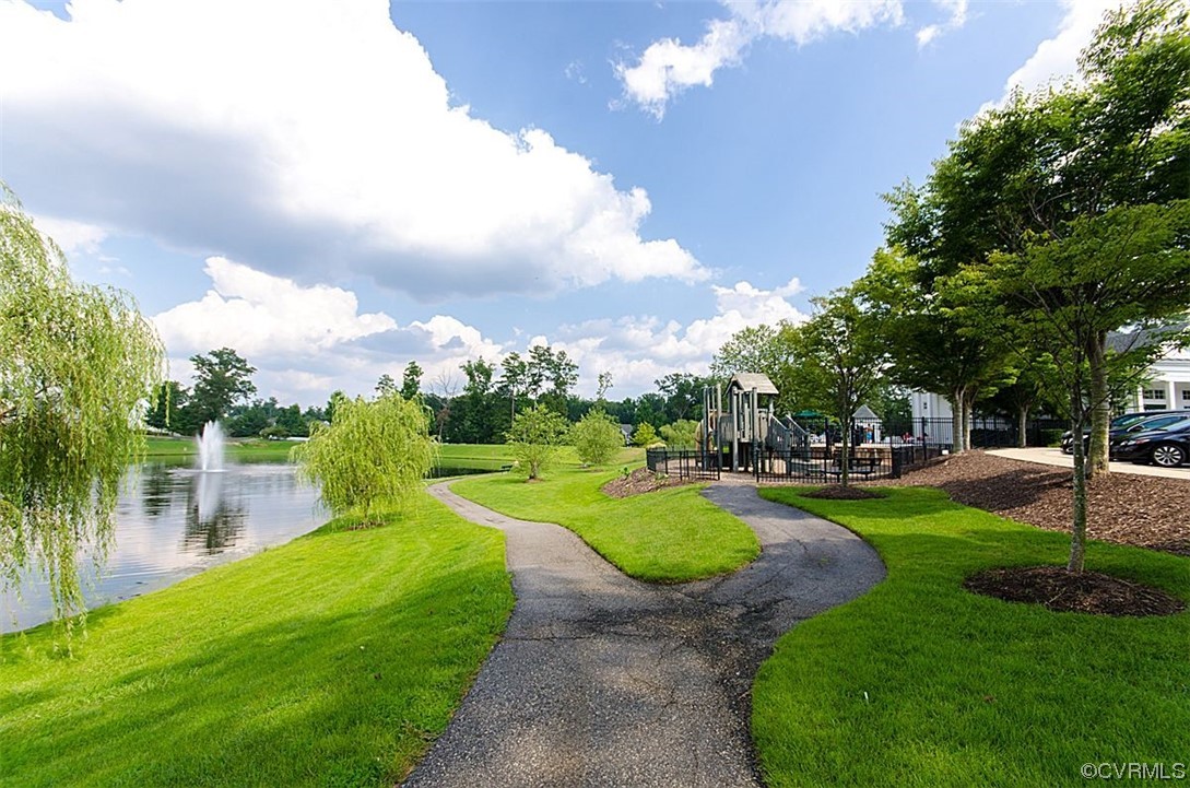 1024 Kingham Drive Midlothian, VA 23114 - Photo 38 of 41 a view of a golf course with a garden