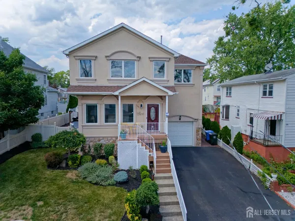 $850,000 | 100 Trieste Street, Iselin, NJ 08830