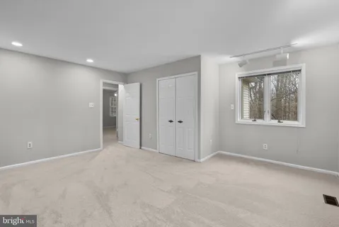 $950,000 | 419 Watts Branch Parkway, Potomac, MD 20854