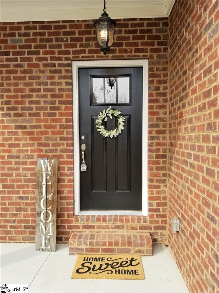 111 Foxfield Way Greer, SC 29651 - Photo 2 of 27 Gallery Image 2