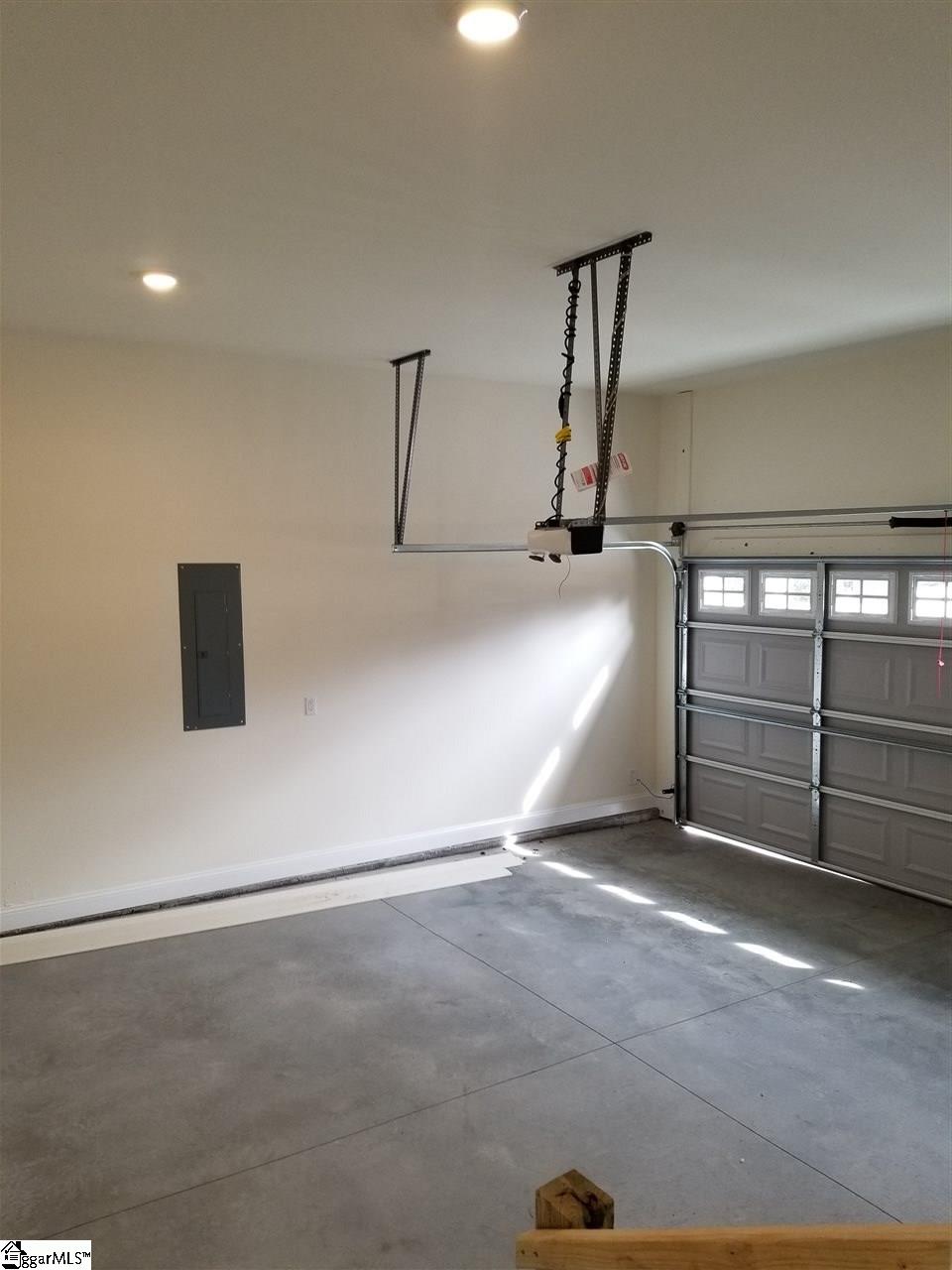 111 Foxfield Way Greer, SC 29651 - Photo 21 of 27 2 car garage