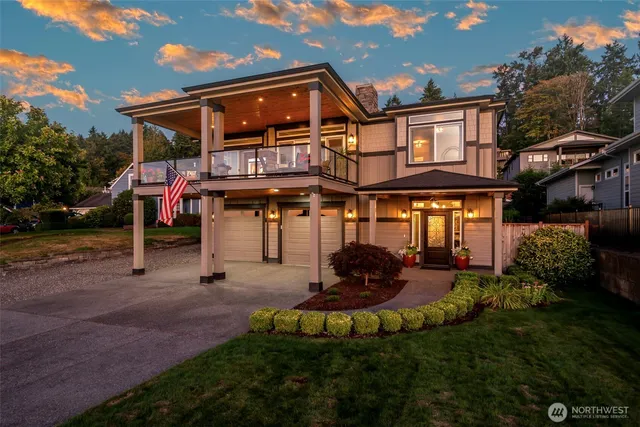 $1,292,500 | 2110 Lafayette Street, Steilacoom, WA 98388