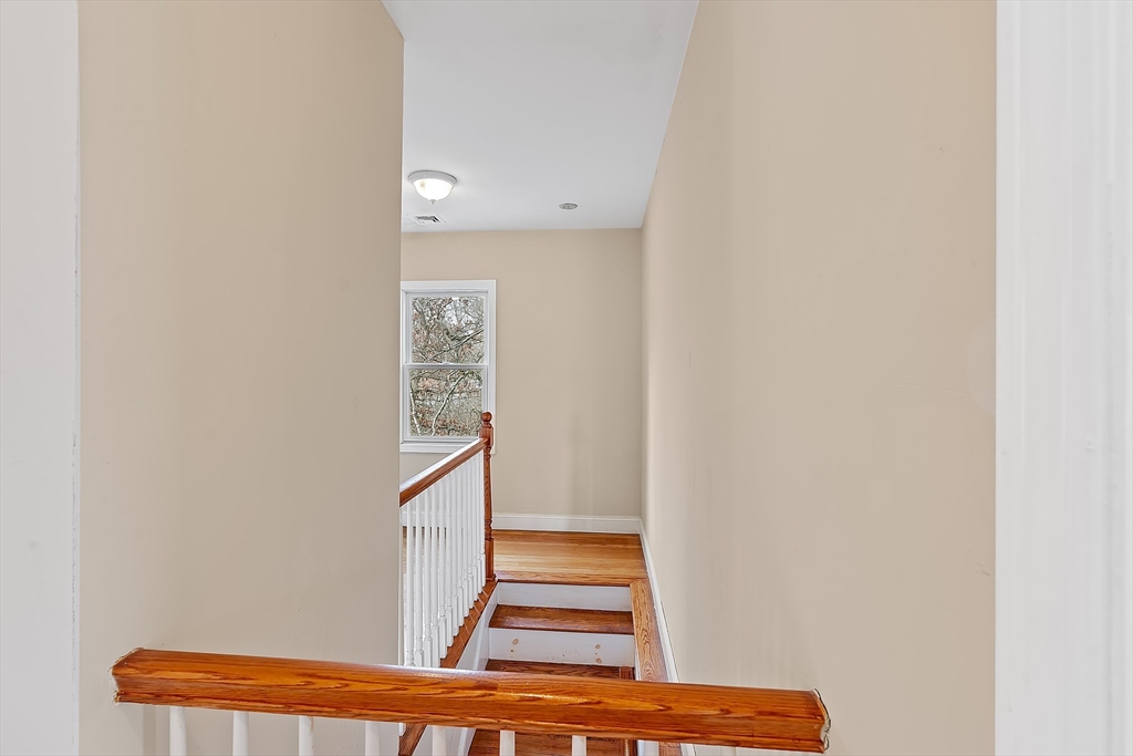 925 Worcester Street Wellesley, MA 02482 - Photo 12 of 21