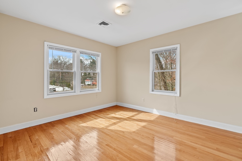 925 Worcester Street Wellesley, MA 02482 - Photo 17 of 21