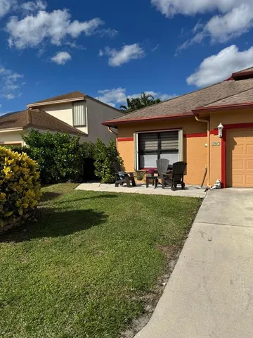 $2,900 | 107 Azalea Circle, Boynton Beach, FL 33436