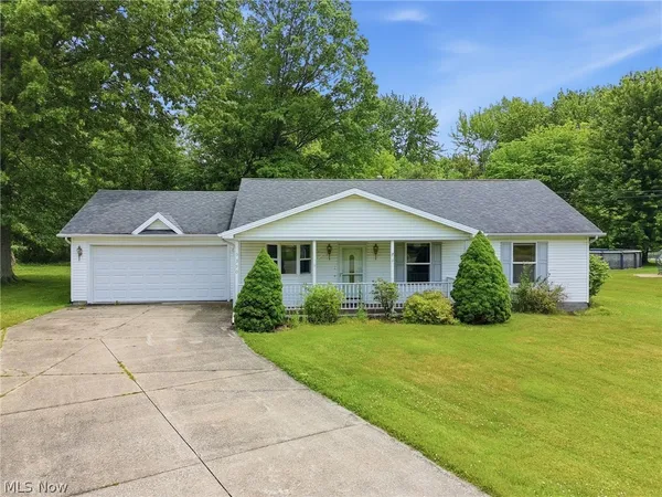 $249,900 | 5390 Savannah Drive, Ashtabula, OH 44004