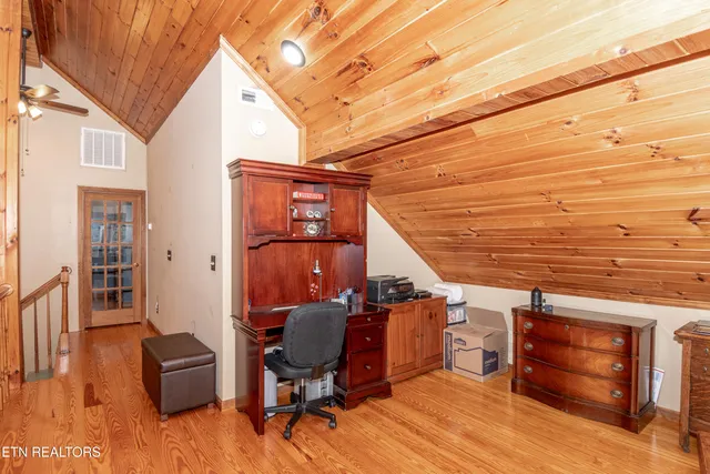 $595,000 | 6217 Old Walland Highway, Walland, TN 37886