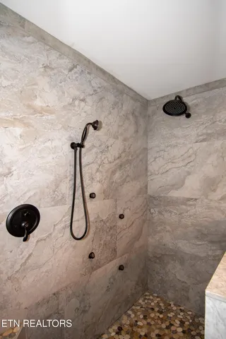 $595,000 | 6217 Old Walland Highway, Walland, TN 37886