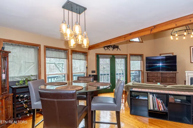 $595,000 | 6217 Old Walland Highway, Walland, TN 37886