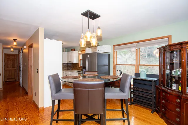 $595,000 | 6217 Old Walland Highway, Walland, TN 37886