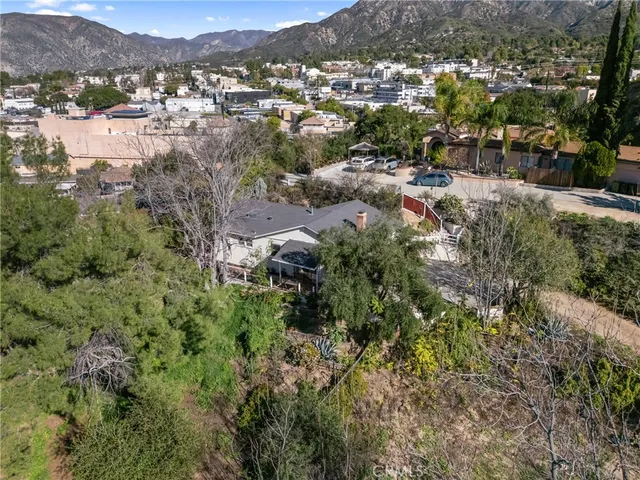 $799,999 | 9817 Commerce, Tujunga, CA 91042