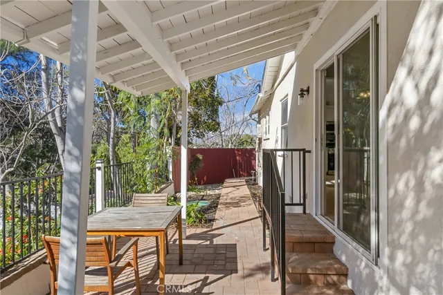 $799,999 | 9817 Commerce, Tujunga, CA 91042