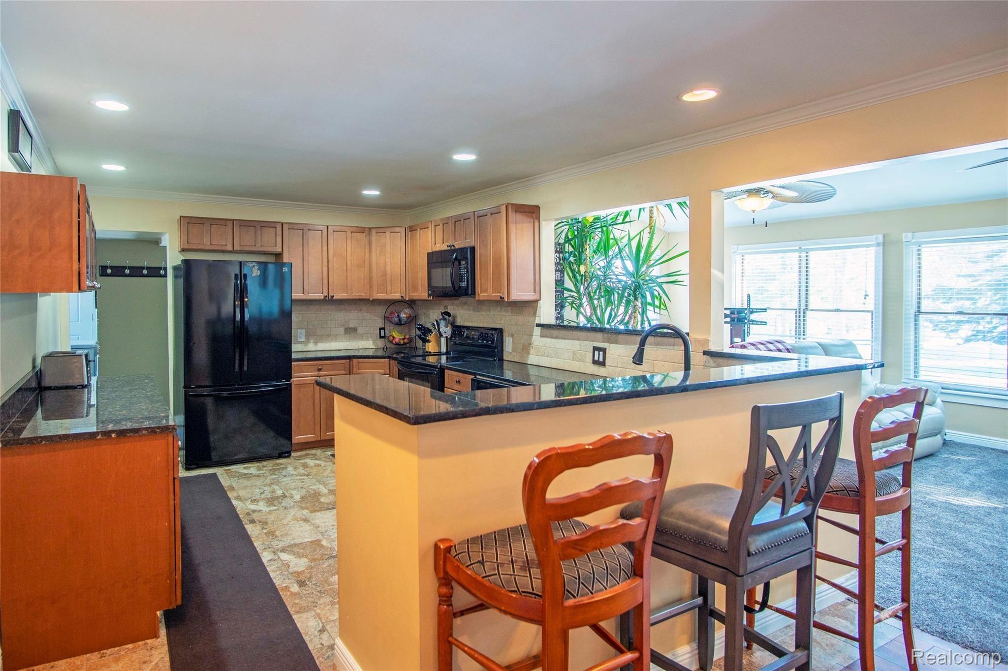 3837 East Coon Lake Road Howell, MI 48843 - Photo 10 of 37 12.jpg