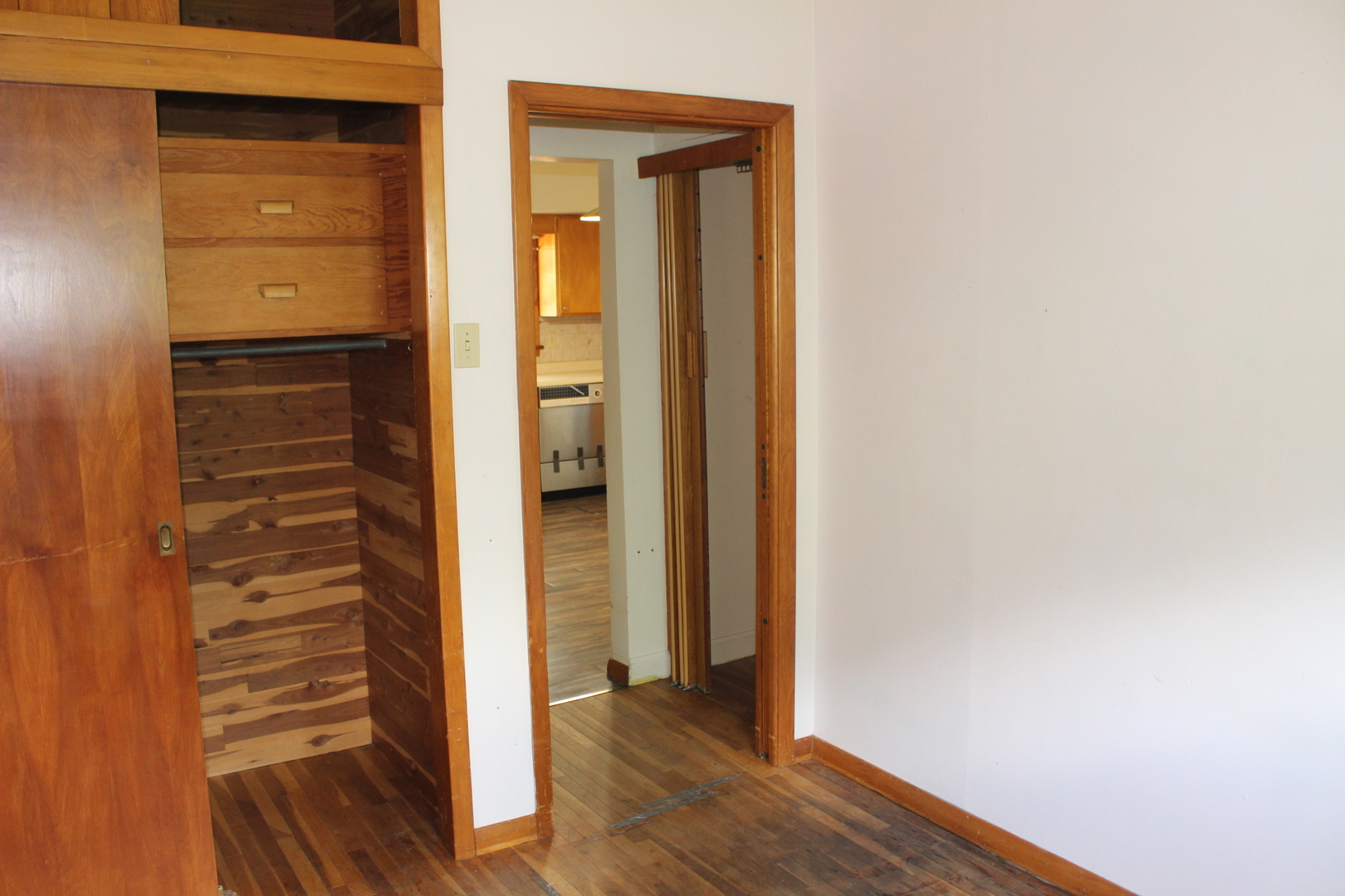 426 South Clinton Street Clinton, IL 61727 - Photo 22 of 27