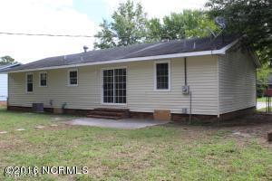 208 Pine Dale Road Havelock, NC 28532 - Photo 26 of 27 208 Pine Dale Rd Back of House
