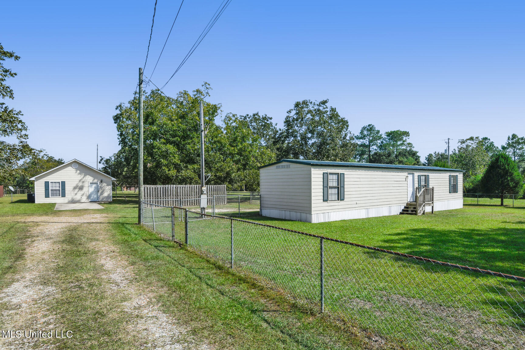 27178 D V Moran Road Pass Christian, MS 39571 - Photo 2 of 23 0014--001_1