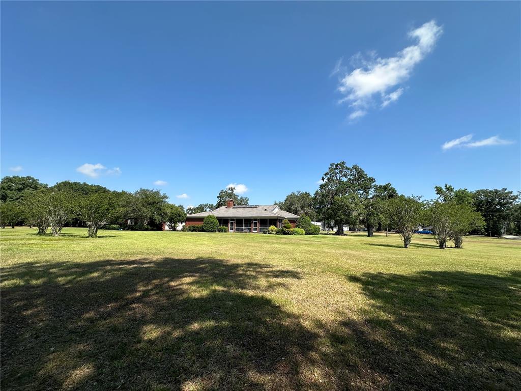 708 East Main Street Wauchula, FL 33873 - Photo 76 of 82 a view of a golf course with a lake