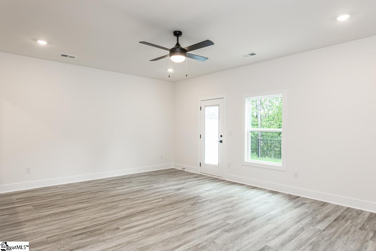 618 Farcroft Trail Spartanburg, SC 29306 - Photo 11 of 35