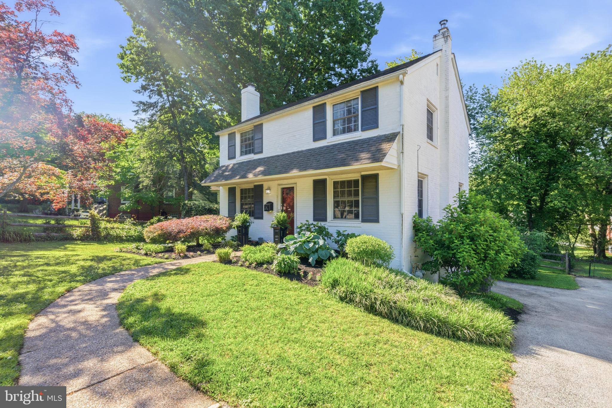 292 Valley View Road Springfield, PA 19064 - Photo 2 of 44
