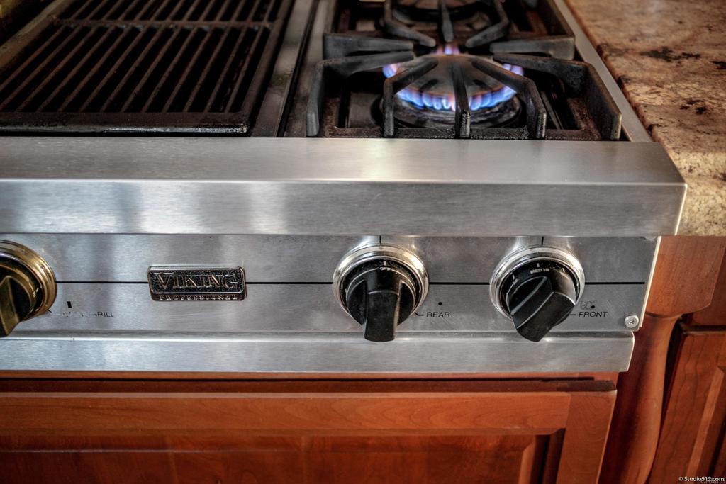 1455 Independence Way Vista, CA 92084 - Photo 9 of 31