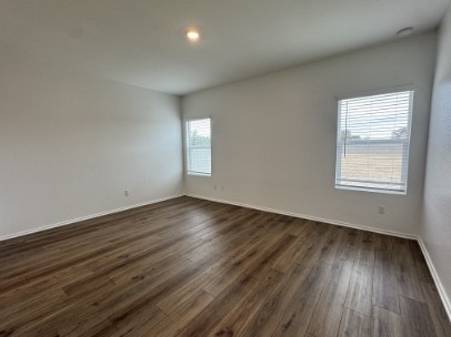 316 Wolf Springs Road Georgetown, TX 78628 - Photo 9 of 26 Gallery Image 9